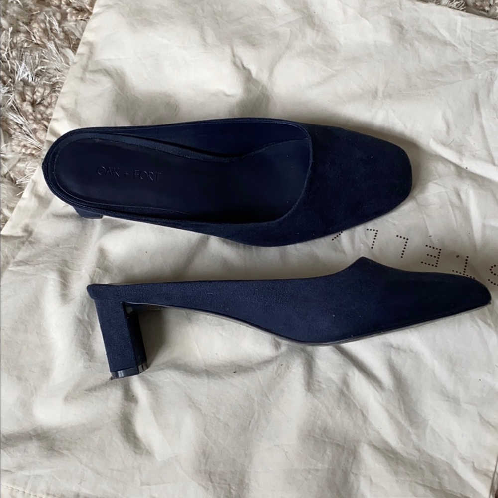 Oak and fort navy mules size 6.5 - Picture 3 of 4